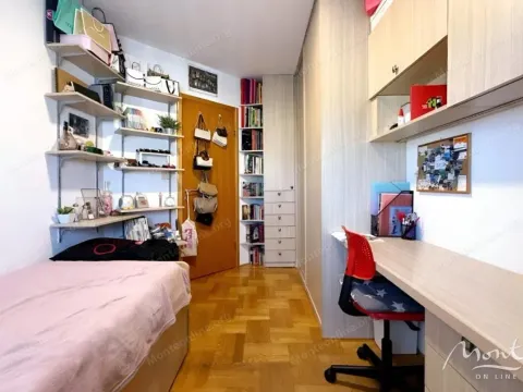 Prodaja, trosoban stan, 81m², Stari Aerodrom, Podgorica - image 3