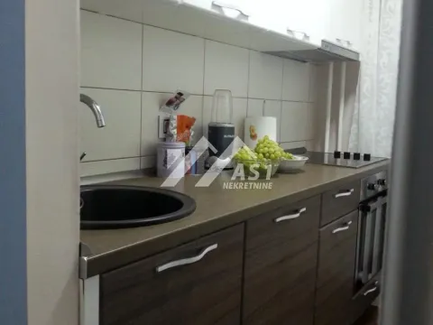 Izdavanje, dvosoban stan, 63m², Sajam, Novi Sad Sve Podlokacije - image 5