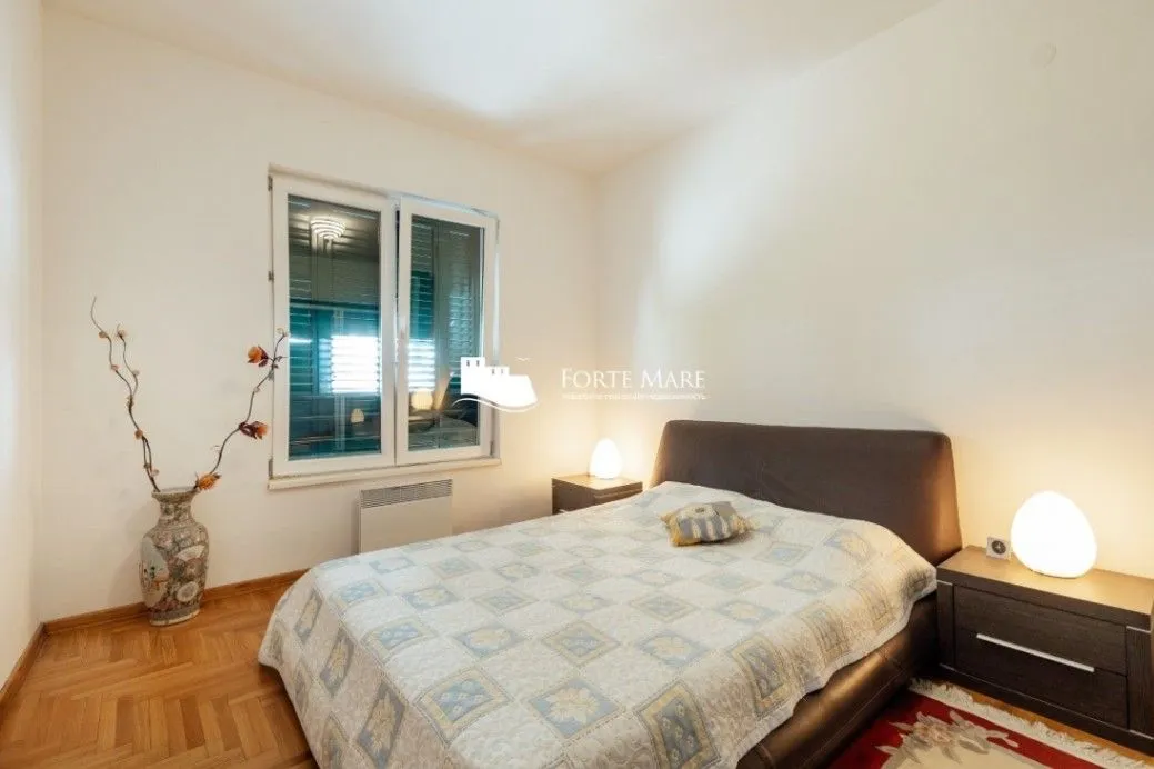 Prodaja, trosoban stan, 190m², Savina, Herceg Novi