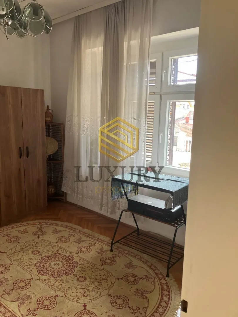 Rent, four bedroom apartment, 150m², Momišići, Podgorica