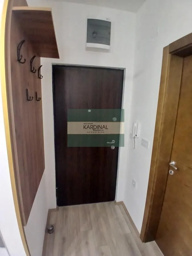 Izdavanje, jednosoban stan, 32m², Aqua park, Jagodina
