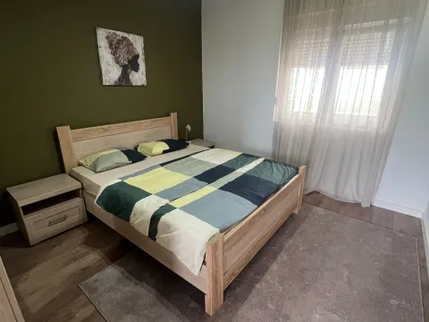 Rent, three bedroom apartment, 100m², Tomba, Bar - image 9