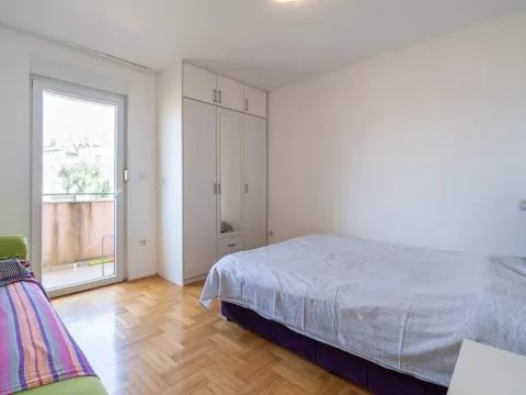 Sale, three bedroom apartment, 90m², Budva, Crna Gora - image 15