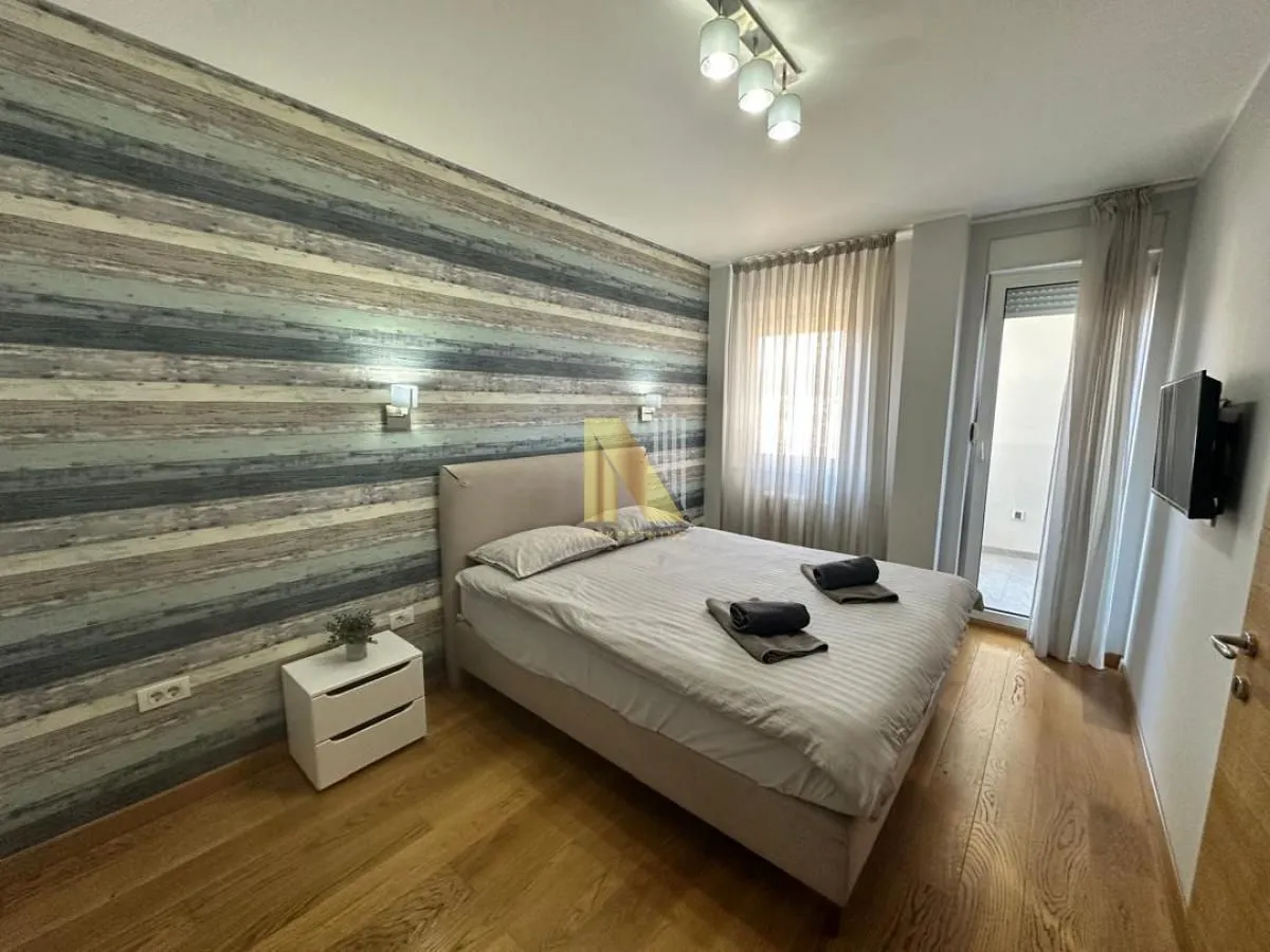 Prodaja, jednosoban stan, 48m², Centar, Novi Sad