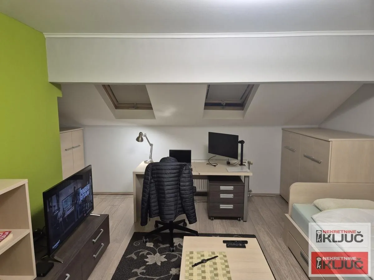 Prodaja, četvorosoban stan, 119m², Nova Detelinara, Novi Sad Sve Podlokacije