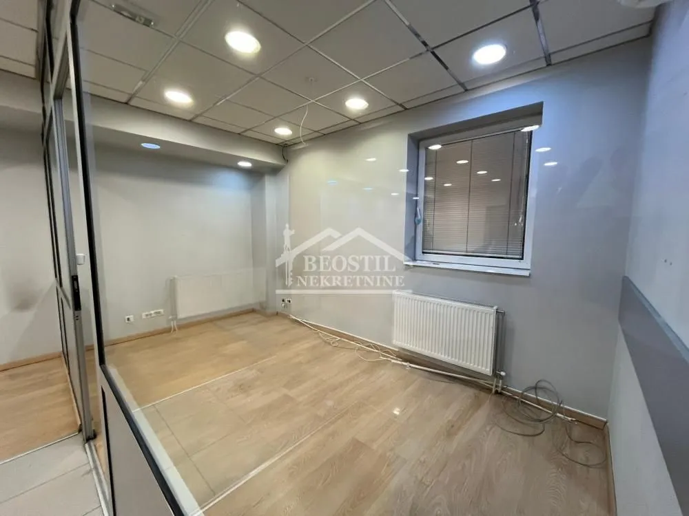 Rent, office space, 138m², Centar, Smederevo