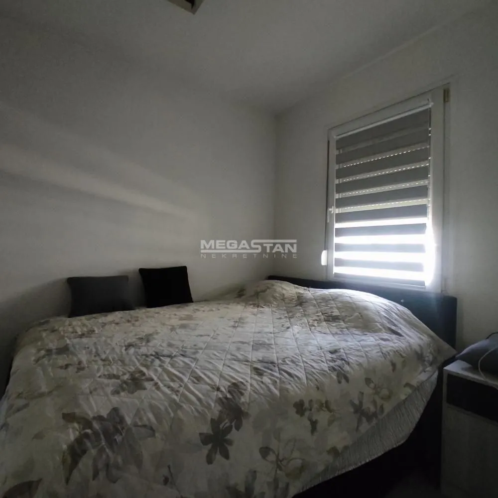 Prodaja, kuća, 80m², Borča 1, Borča Sve Podlokacije