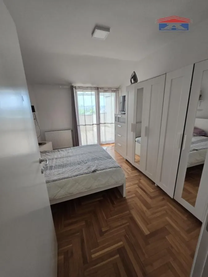 Prodaja, dvosoban stan, 75m², Bulevar Evrope, Novi Sad Sve Podlokacije