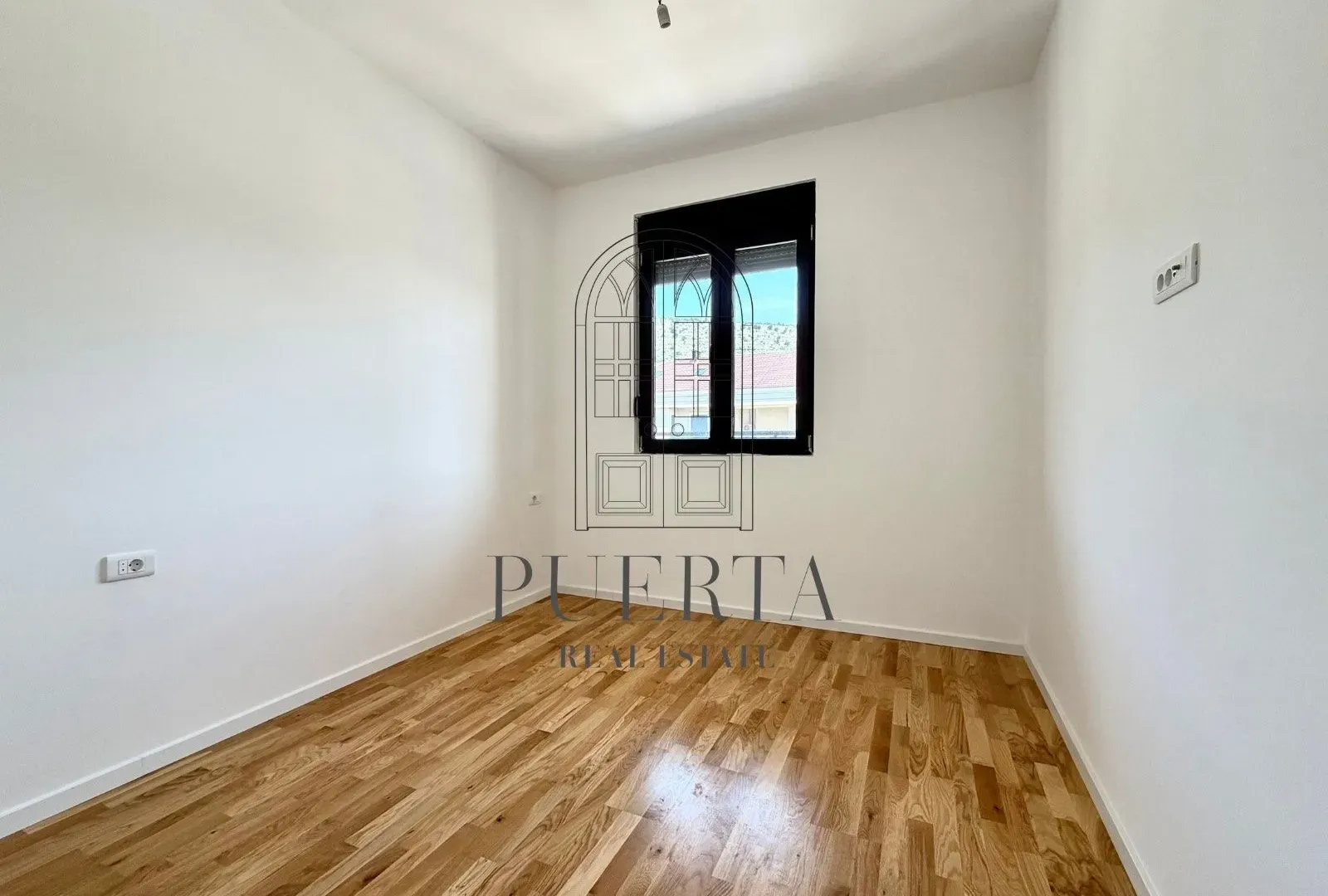 Prodaja, jednosoban stan, 45m², Tološi, Podgorica