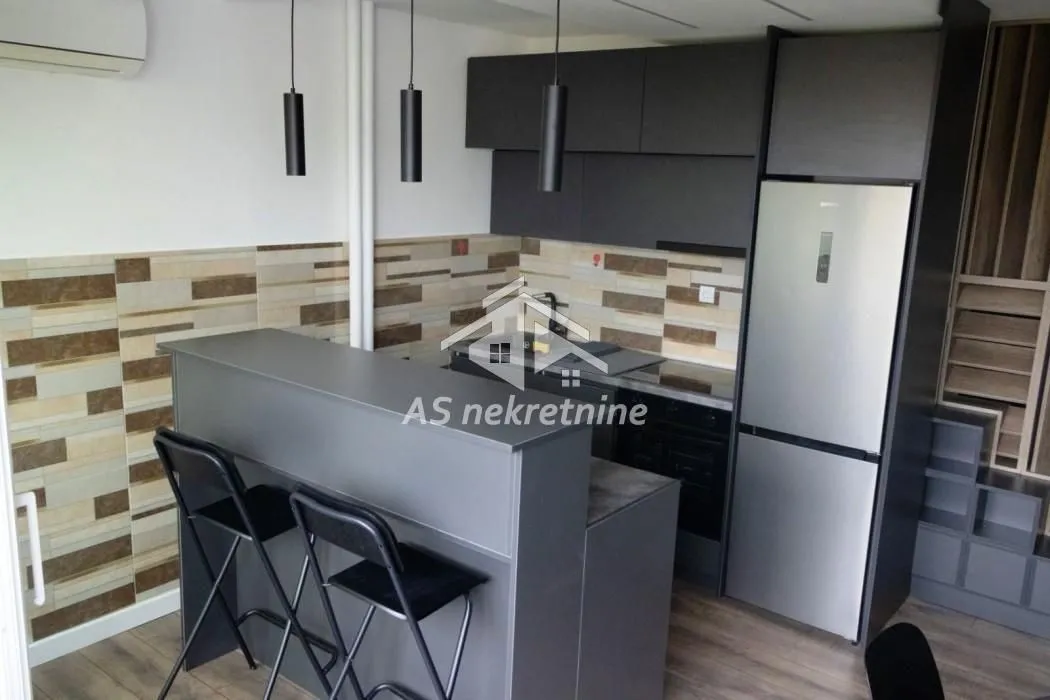 Izdavanje, dvosoban stan, 60m², Voždovačka Crkva, Voždovac Sve Podlokacije