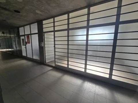 Prodaja, poslovni prostor, 24m², Pobrežje, Podgorica - image 10