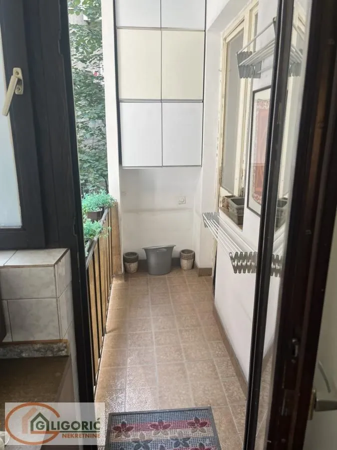 Prodaja, četvorosoban stan, 100m², Savski Venac, Beograd