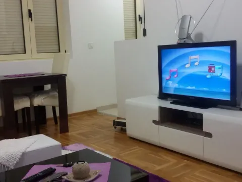 Izdavanje, trosoban stan, 30m², Zabjelo, Podgorica - image 6