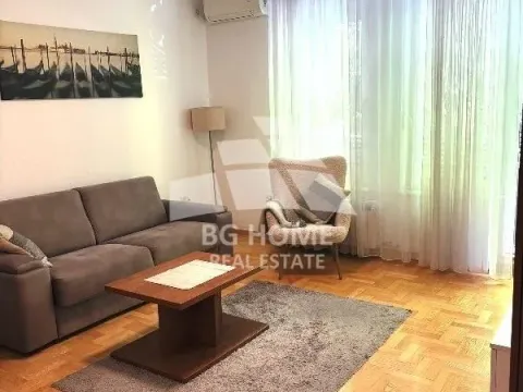 Izdavanje, jednosoban stan, 48m², Slavija, Vračar Sve Podlokacije