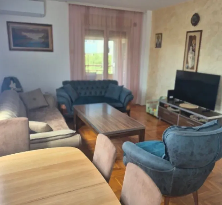 Prodaja, dvosoban stan, 60m², Zabjelo, Podgorica