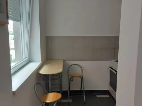 Izdavanje, jednosoban stan, 28m², Grbavica, Novi Sad Sve Podlokacije - image 2