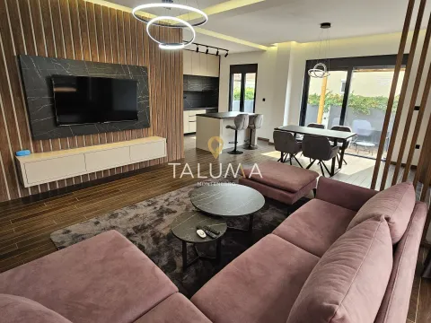 Izdavanje, kuća, 150m², Donja Gorica, Podgorica - image 2