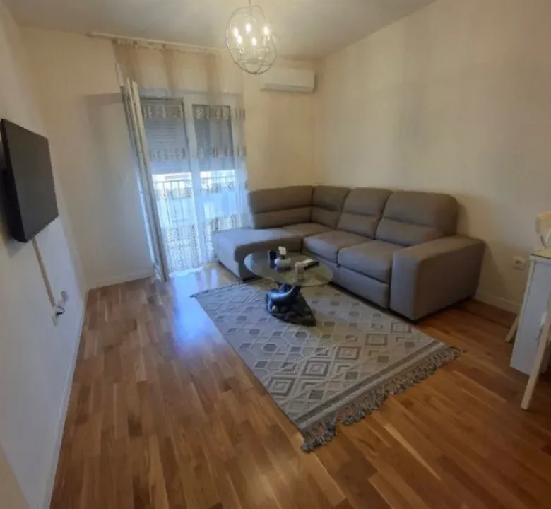 Rent, apartment, 40m², Pobrežje, Podgorica