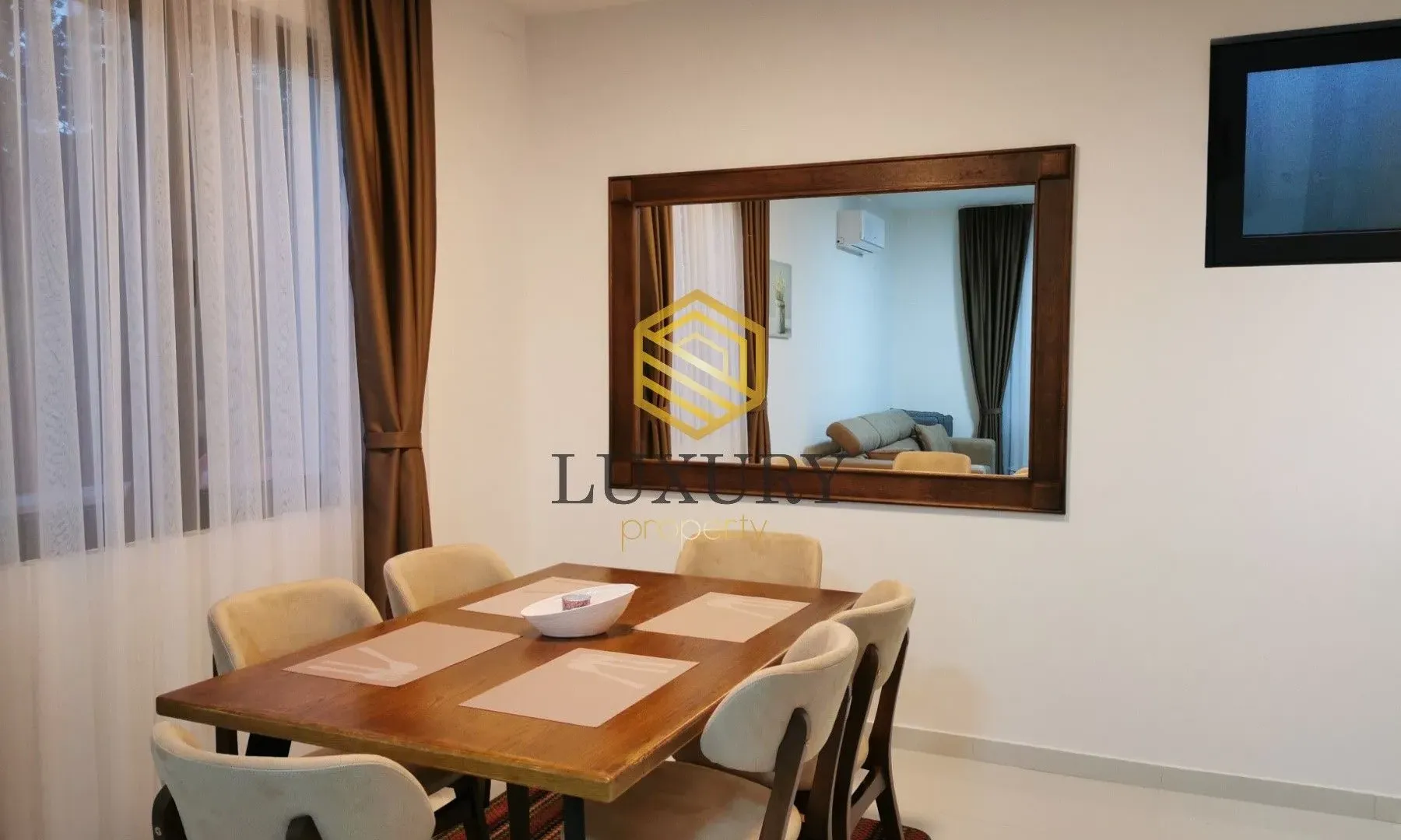 Rent, house, 200m², Krimovica, Kotor