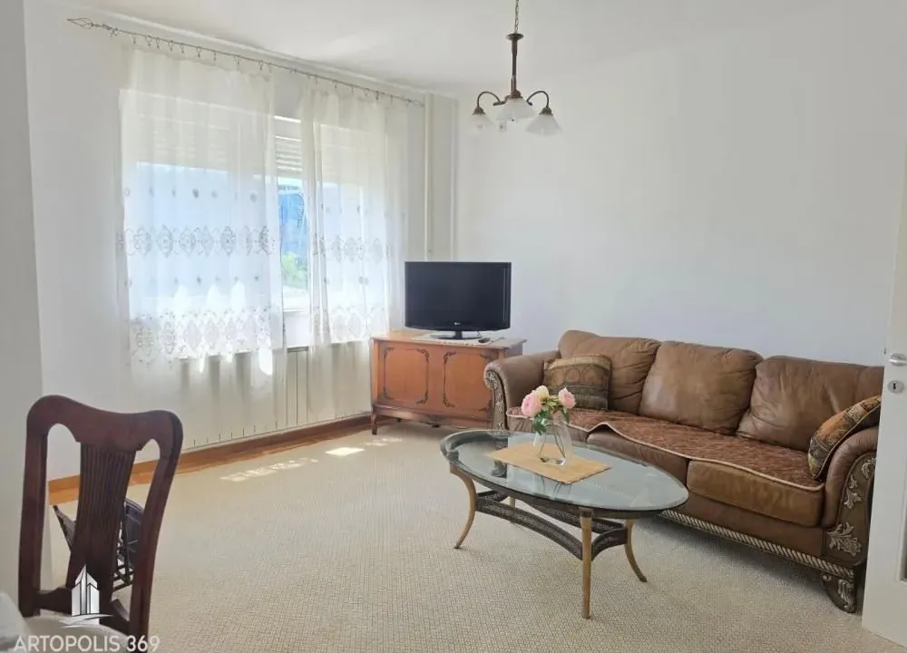 Rent, two bedroom apartment, 51m², Novi Beograd Blok 22, Novi Beograd Sve Podlokacije