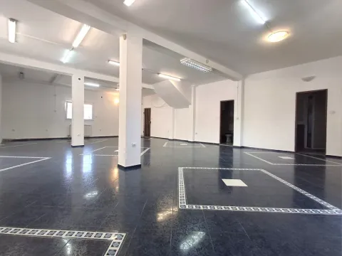 Rent, office space, 260m², Stara Varoš, Podgorica - image 6