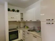 Izdavanje, jednosoban stan, 52m², Dobrota, Kotor - image 7