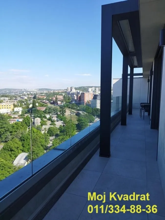 Izdavanje, trosoban stan, 92m², Stari Grad, Beograd