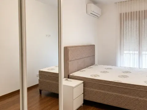 Rent, two bedroom apartment, 72m², Master Kvart, Podgorica - image 8