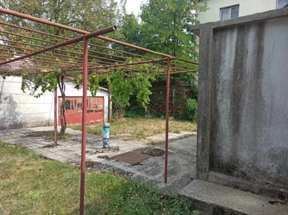 Prodaja, kuća, 582m², Centar, Nikšić