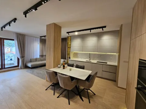Prodaja, stan, 86m², Budva, Crna Gora - image 5