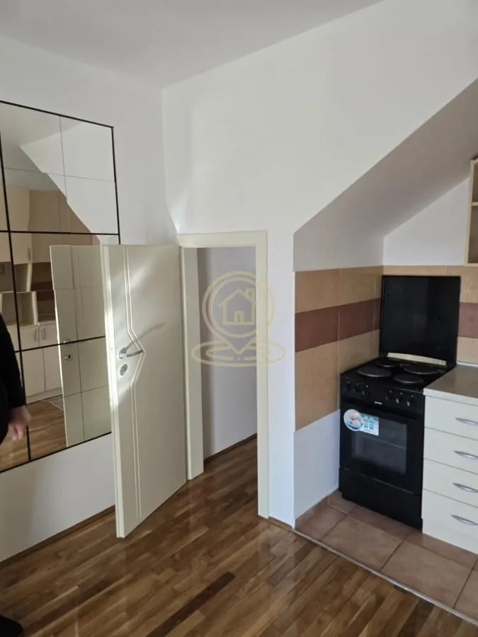 Prodaja, četvorosoban stan, 96m², Bulevar Evrope, Novi Sad Sve Podlokacije