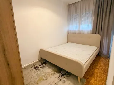 Izdavanje, jednosoban stan, 56m², Momišići, Podgorica - image 3