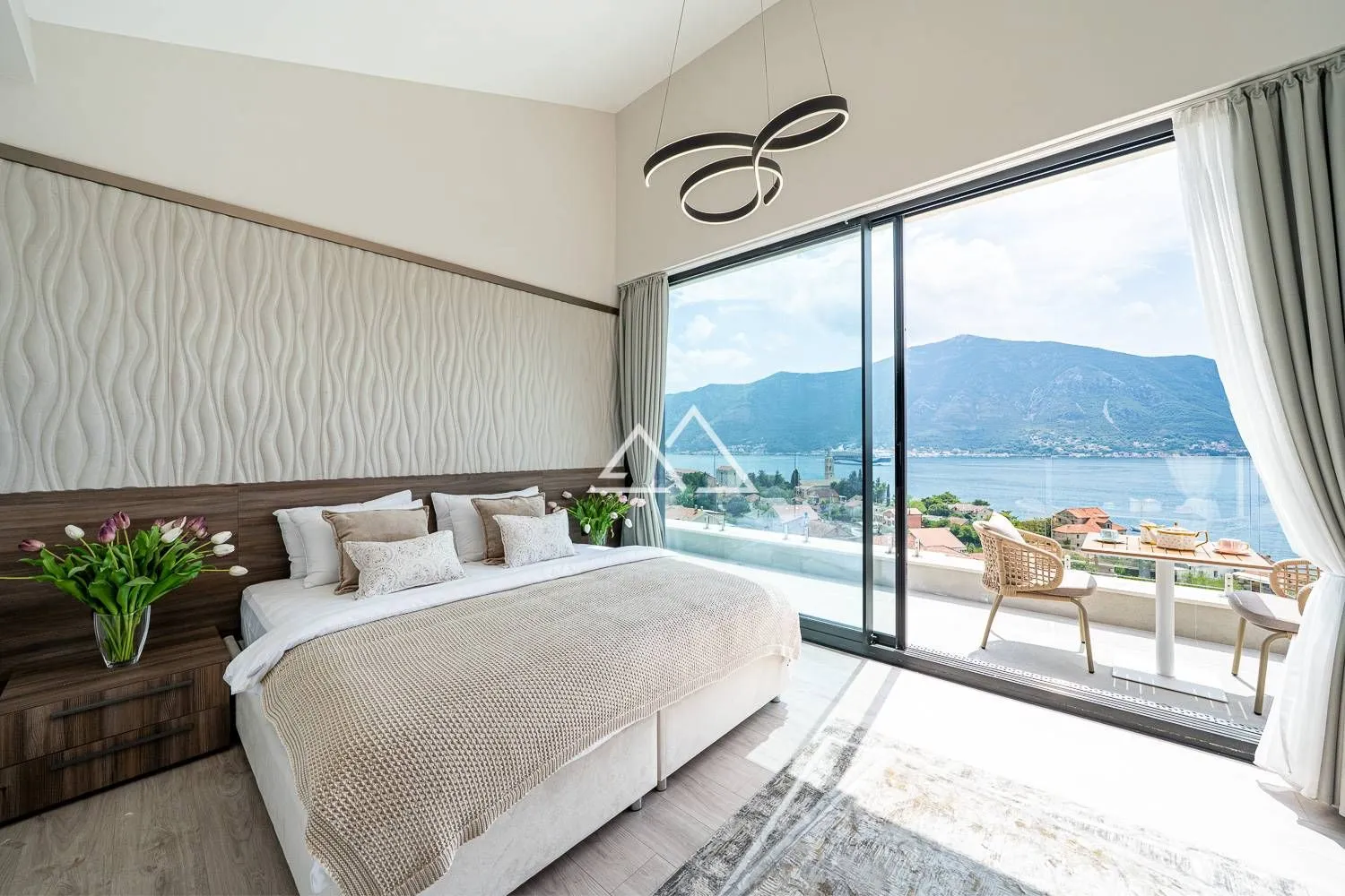 Sale, house, 413m², Dobrota, Kotor