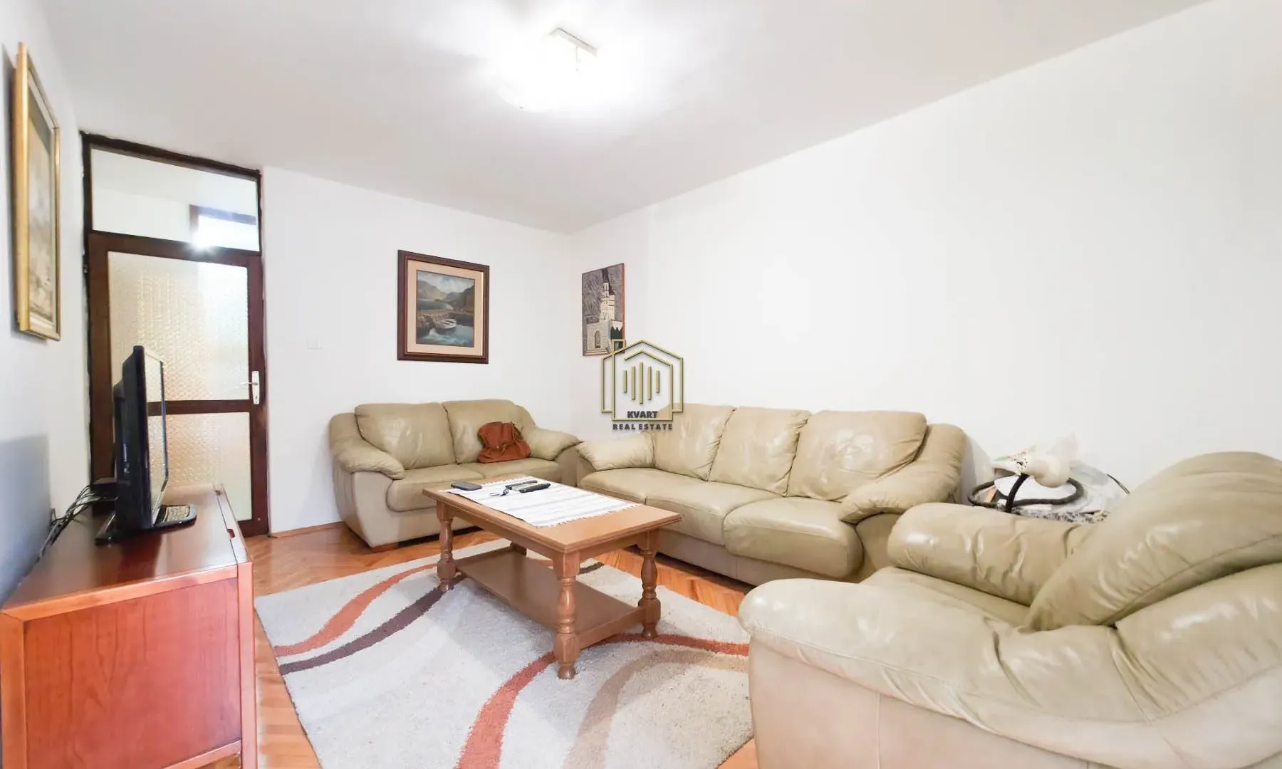 Izdavanje, dvosoban stan, 80m², Malo Brdo, Podgorica