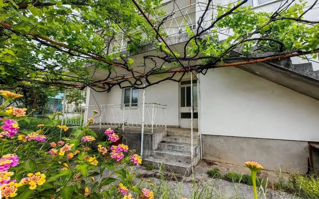 Sale, apartment, 130m², Sutomore, Bar