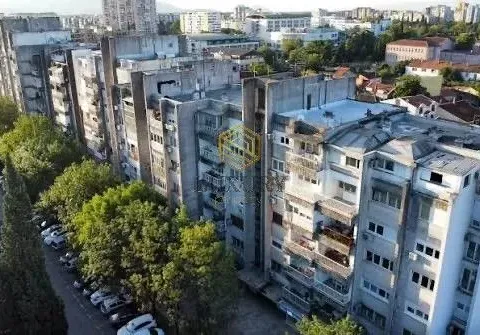 Poslovni prostor in Gintaš