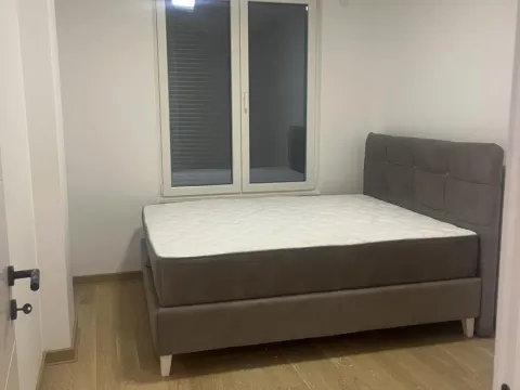 Izdavanje, trosoban stan, 75m², Centar, Novi Sad - image 18