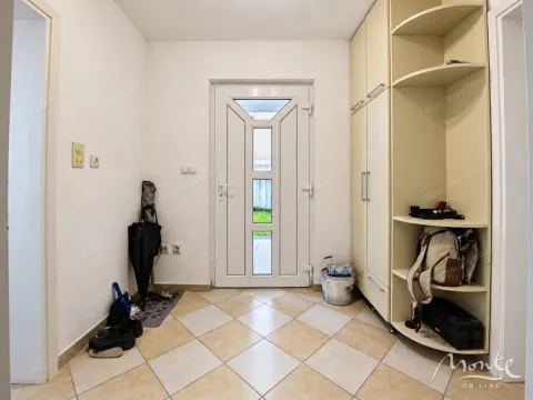 Prodaja, kuća, 289m², Mrčevac, Tivat - image 14