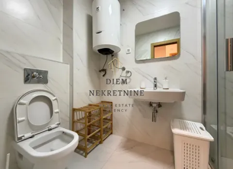 Izdavanje, jednosoban stan, 48m², New City, Podgorica - image 2