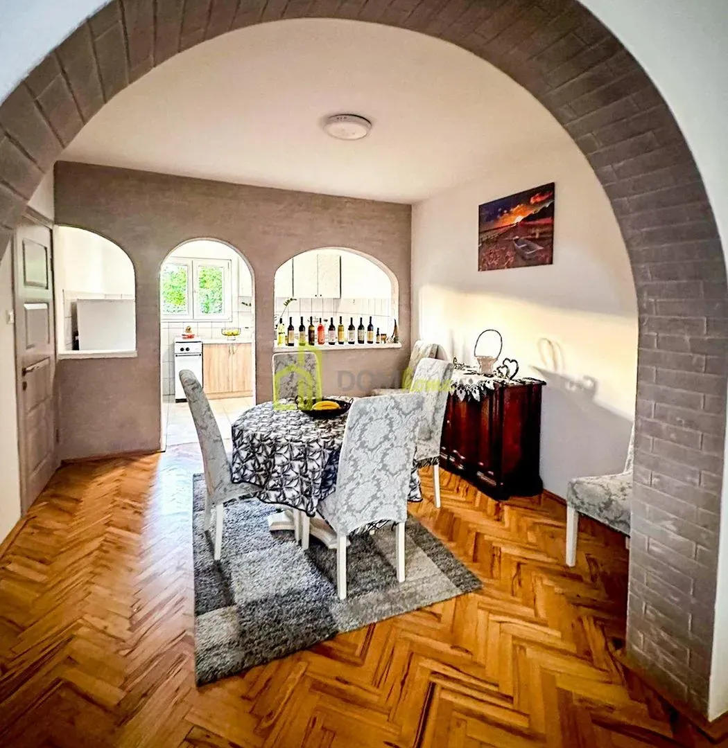 Rent, house, 160m², Gornja Gorica, Podgorica