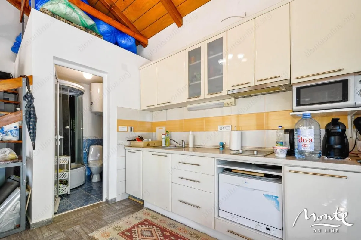 Prodaja, kuća, 110m², Lepetani, Tivat