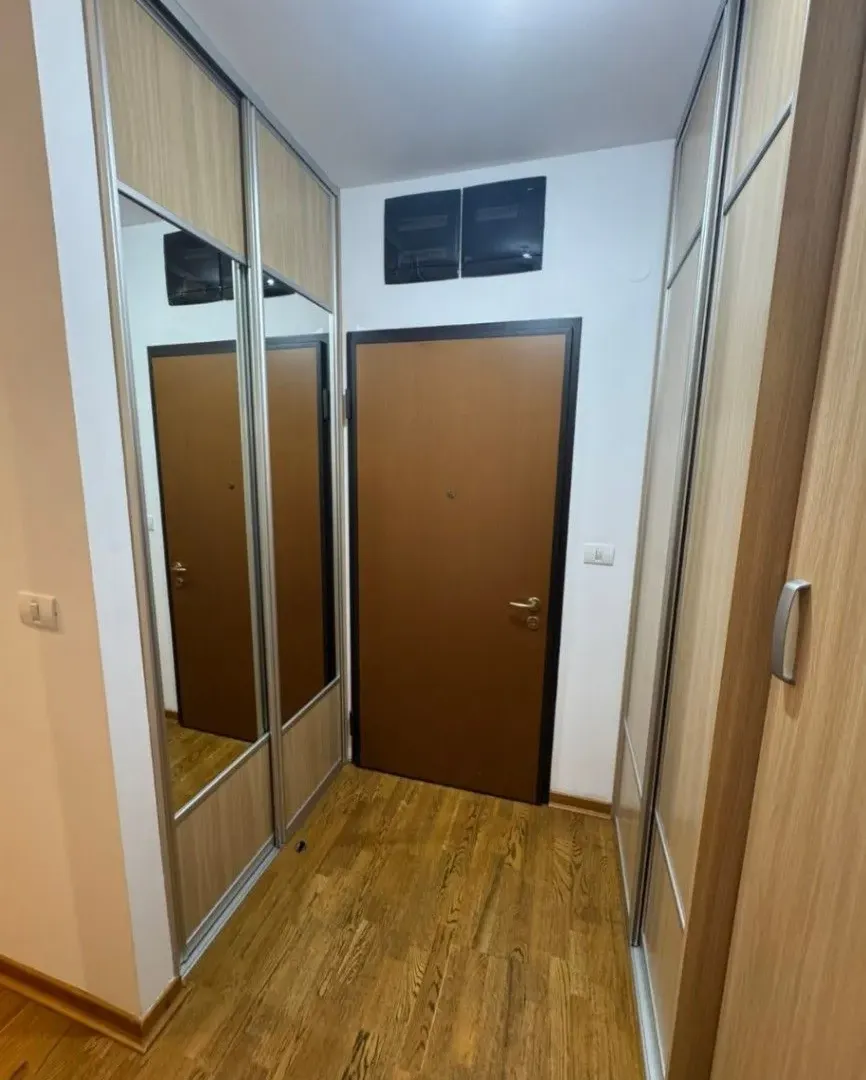 Izdavanje, dvosoban stan, 72m², City Kvart, Podgorica