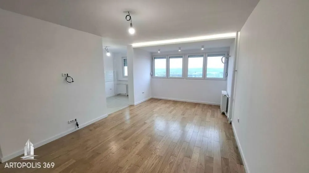 Prodaja, četvorosoban stan, 95m², Novi Beograd Blok 37, Novi Beograd Sve Podlokacije