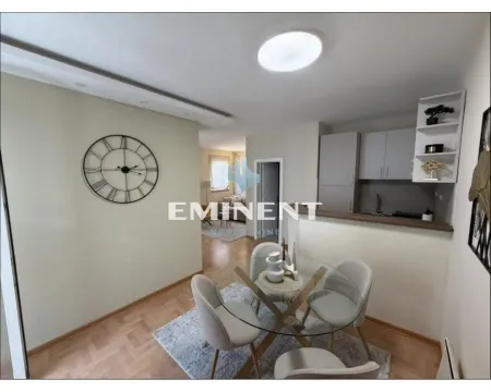 Rent, two bedroom apartment, 54m², Vračar Hram, Vračar Sve Podlokacije - image 4