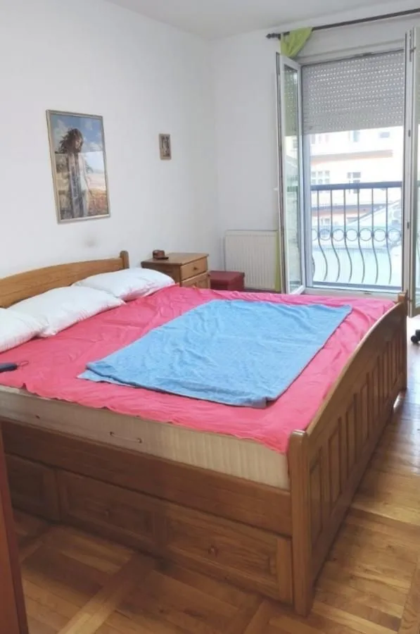 Prodaja, dvosoban stan, 64m², Stari grad, Novi Sad