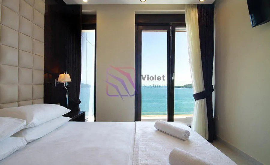 Rent, two bedroom apartment, 80m², Bečići, Budva