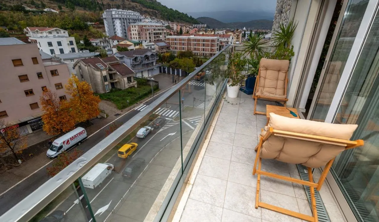 Prodaja, dvosoban stan, 94m², Momišići, Podgorica