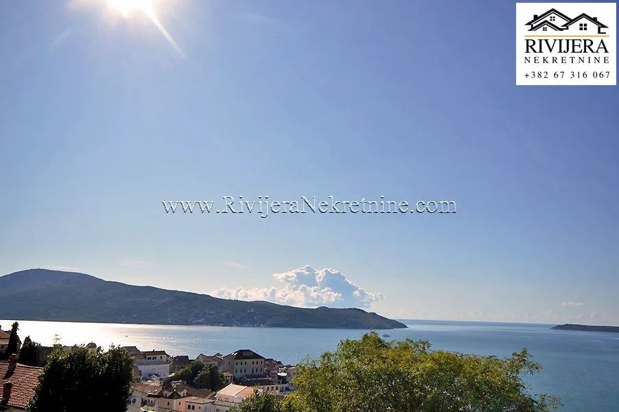 Prodaja, dvosoban stan, 75m², Centar, Herceg Novi