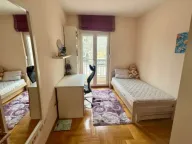 Izdavanje, dvosoban stan, 70m², Blok 6, Podgorica - image 9