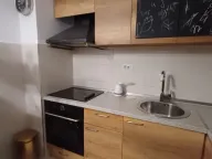 Izdavanje, jednosoban stan, 48m², City Kvart, Podgorica - image 11